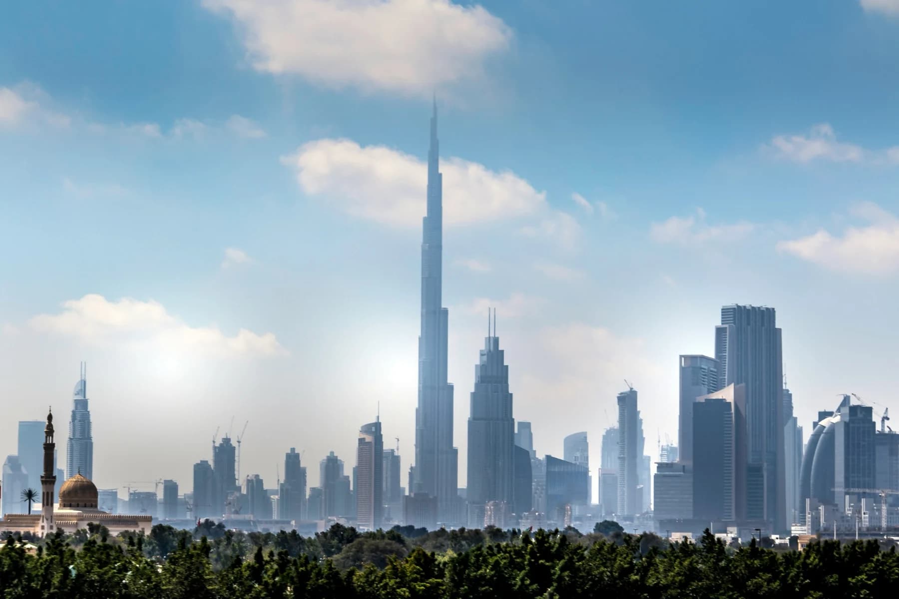 Panoramic view of the Dubai skyline